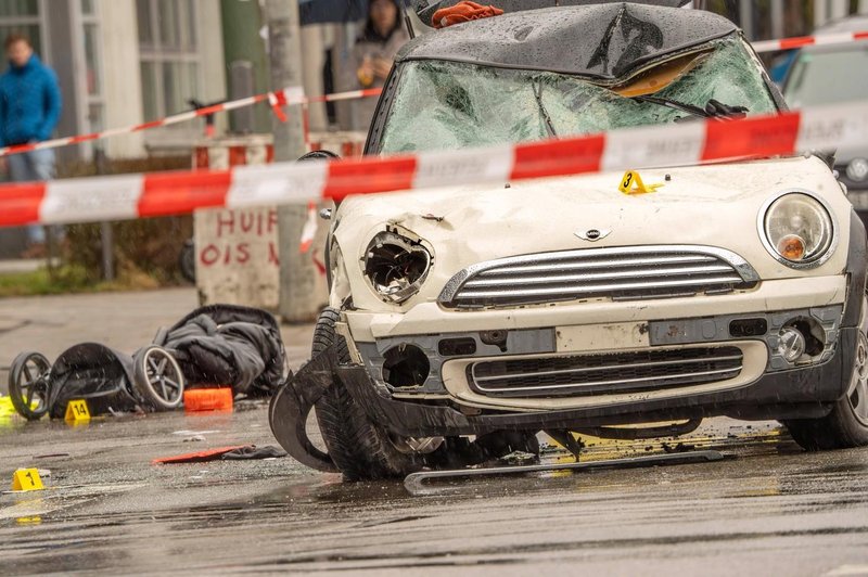 Nemcem je prekipelo: po domnevnem napadu napovedali deportacije Afganistancev (foto: Profimedia)