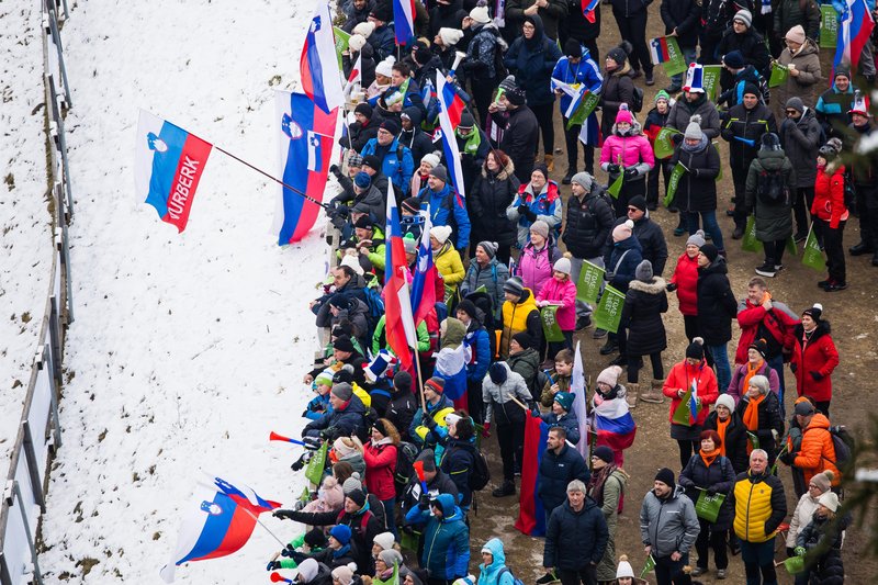 Ljubno navijači smučarski skoki šport Slovenija