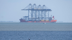 Zhen Hua 32 plovilo