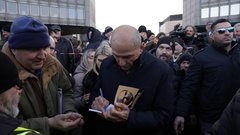 Janez Janša protest upokojenci