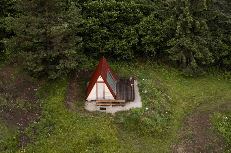 Hrvati navdušeni nad slovensko hiško "sredi ničesar": popolna za ljubitelje kampiranja (foto: Airbnb)