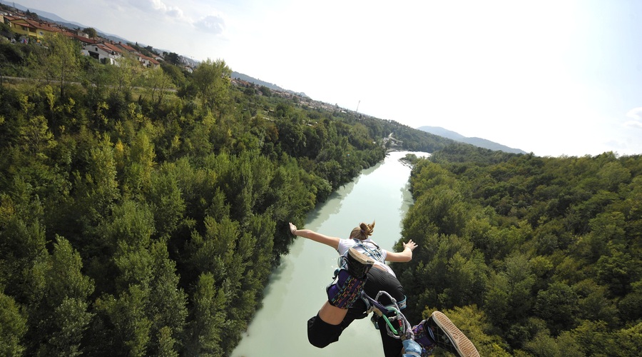 Ko kri drvi po žilah: turisti so izbrali 5 najboljših adrenalinskih doživetij pri nas! (foto: Urška Živulović/Bobo)