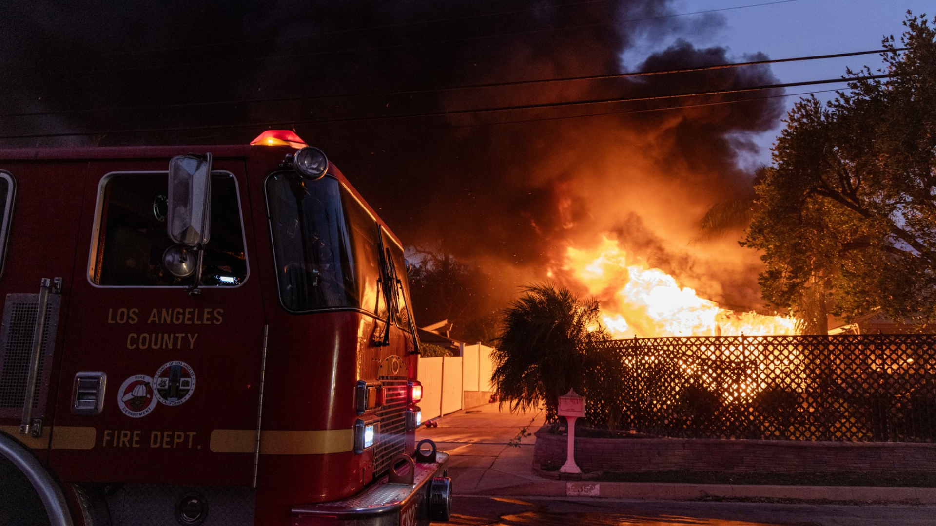 Los Angeles ZDA požar gasilci