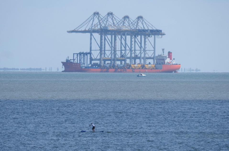 Zhen Hua 32 plovilo